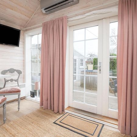 Guesthouse Delisa Pärnu Kültér fotó